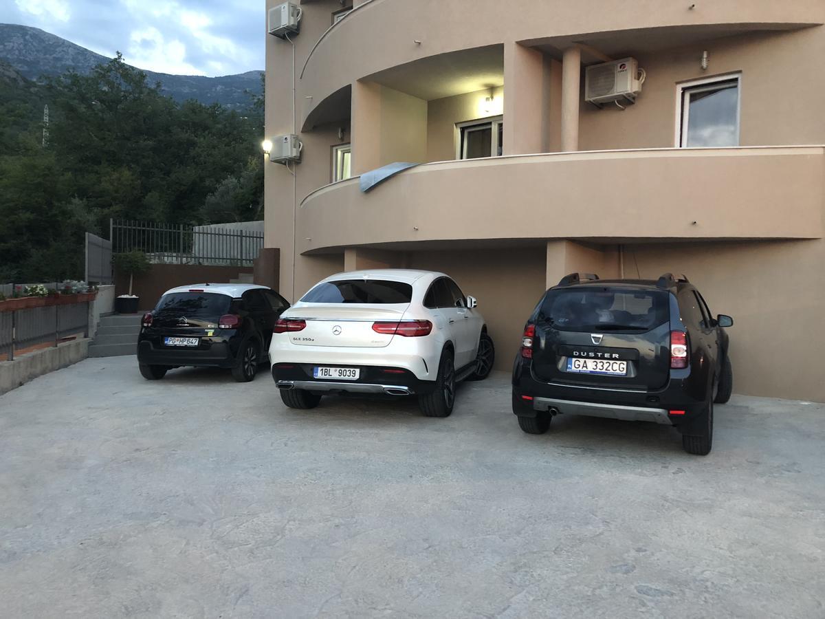 Alessandra Apartments Свети Стефан Екстериор снимка