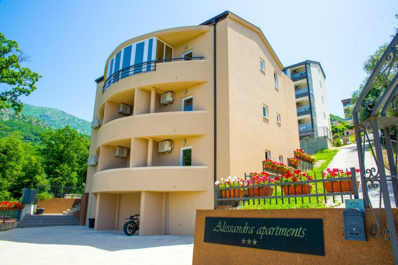 Alessandra Apartments Свети Стефан Екстериор снимка